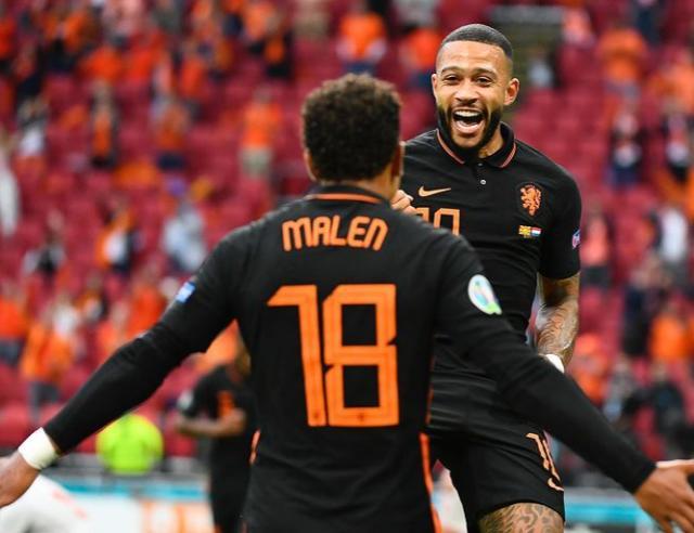 多位教头的 多位教头的